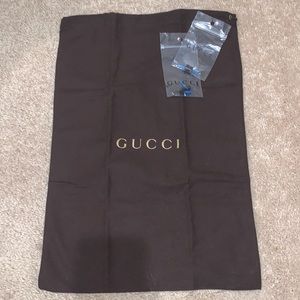 Gucci single dustbag with heel screws